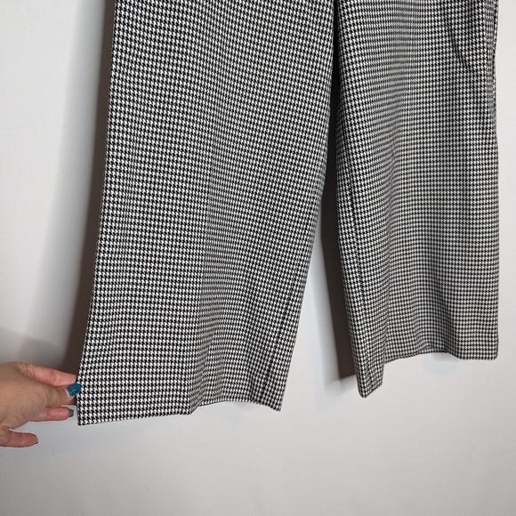 Express Cropped Houndstooth Pants - Picture 7 of 12